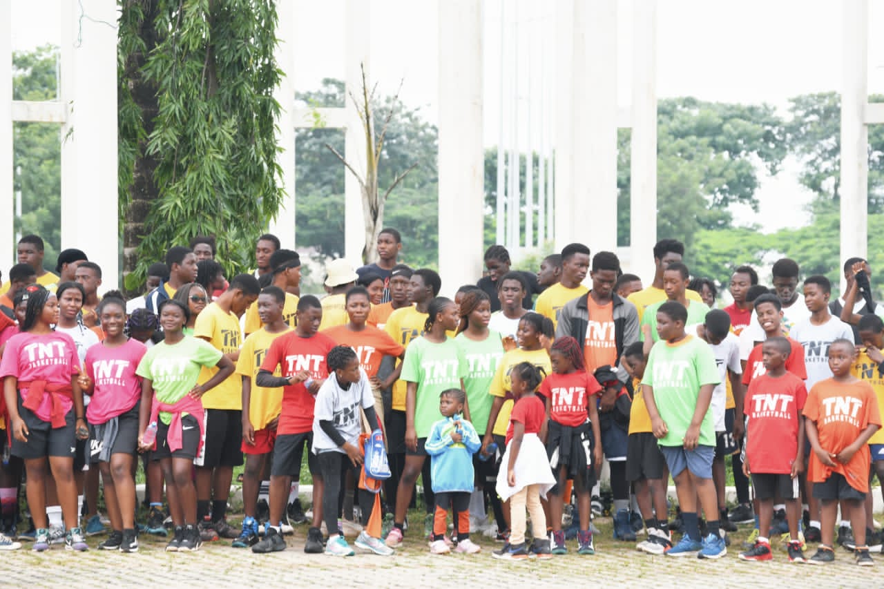 TNT Panthers players and coaches