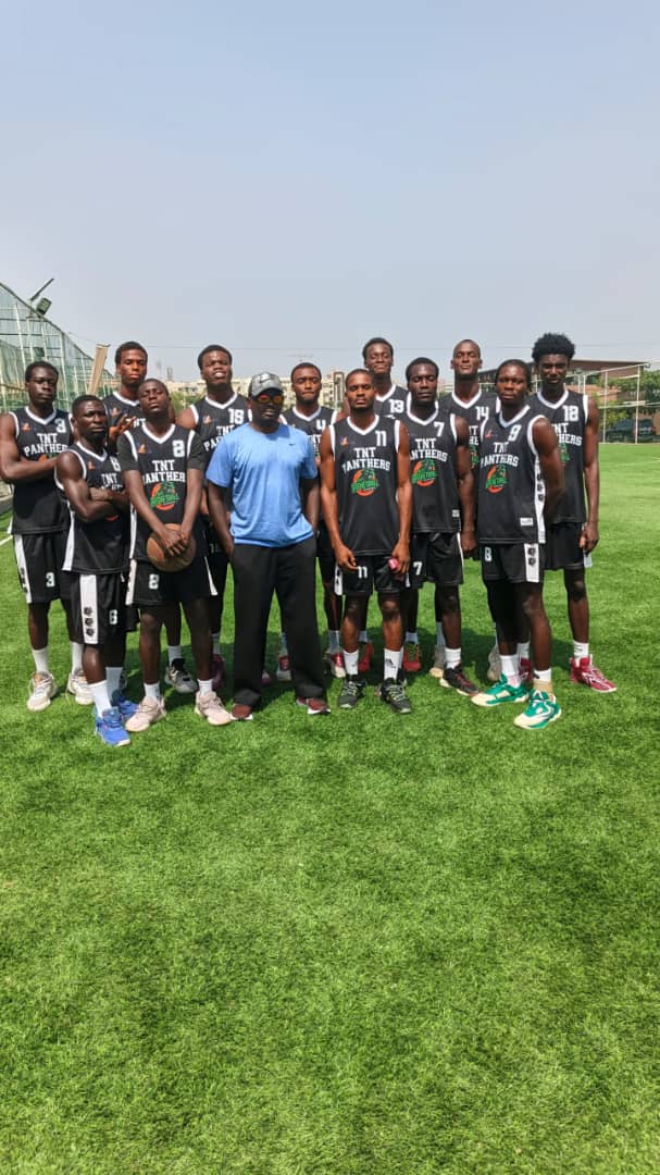 TNT Panthers players and coaches