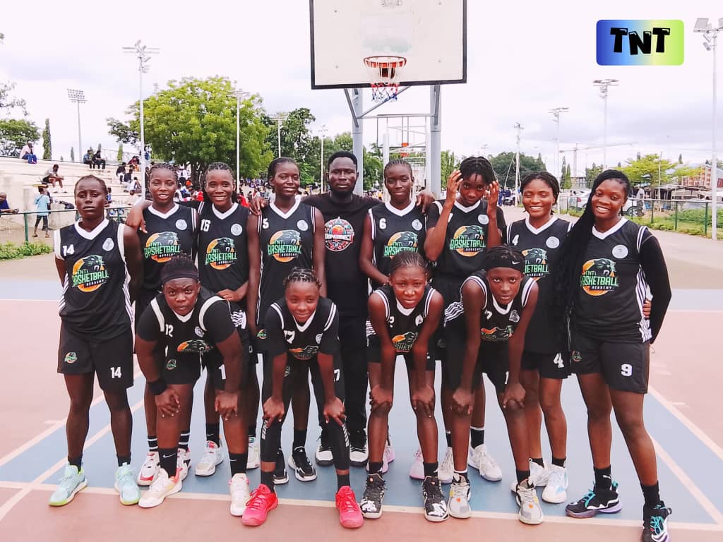 TNT Panthers players and coaches